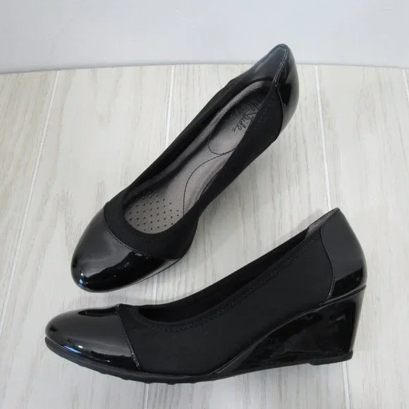LifeStride Women's Juliana Stretch Wedge Pump -Size 9.5Cap Toe-Shine Black Upper - Picture 10 of 13